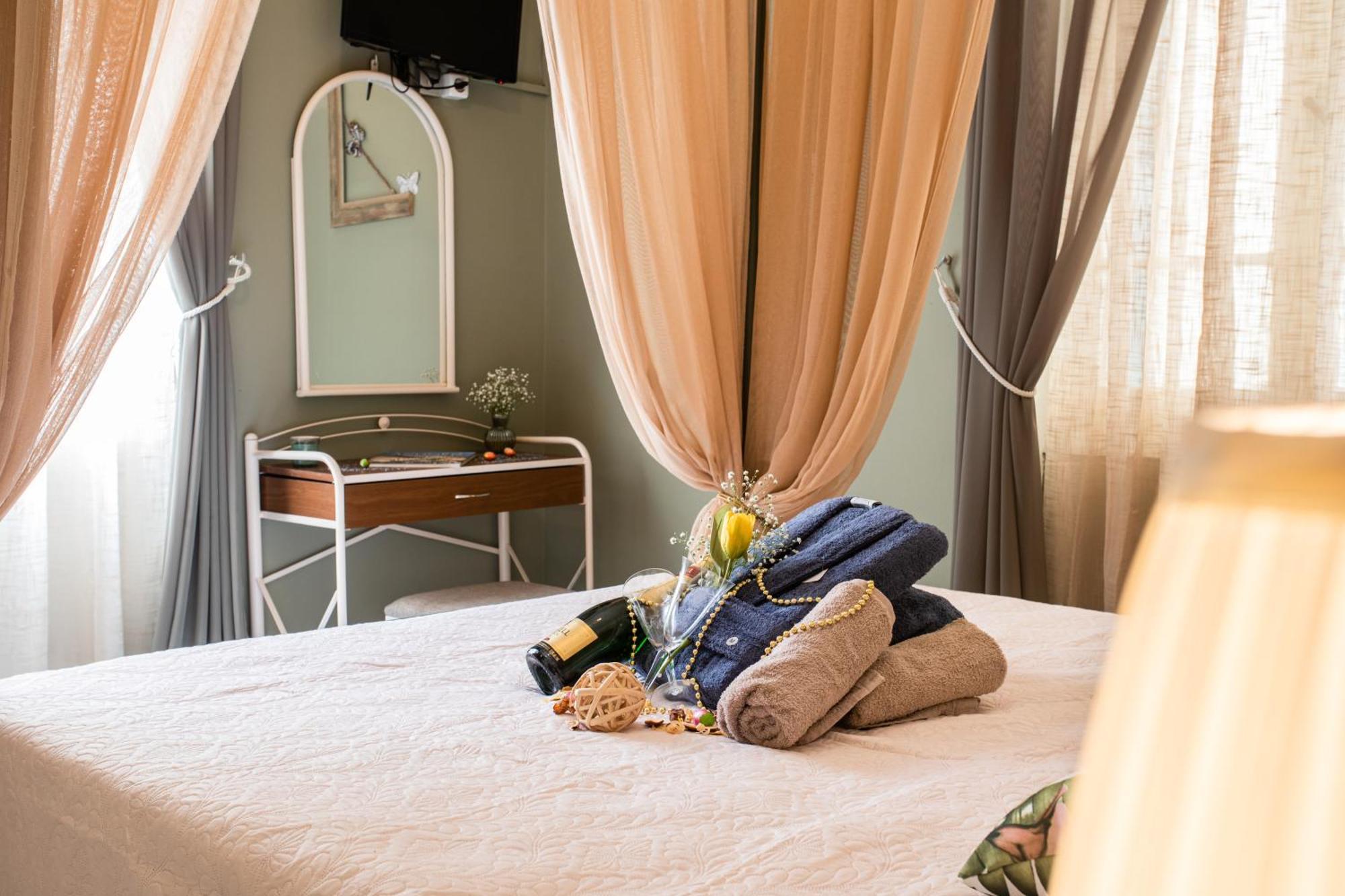 Alegria Simple Economy Rooms Athens Exterior photo