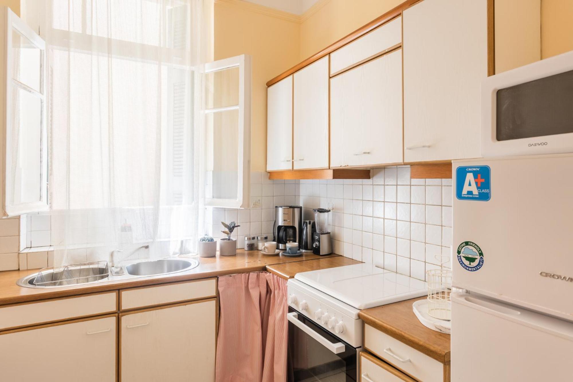 Alegria Simple Economy Rooms Athens Exterior photo